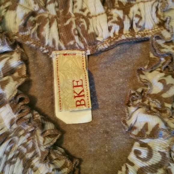 Top - Picture 3 of 3